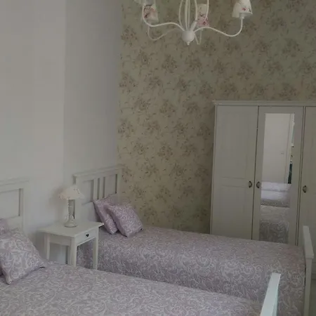 Romantic Style Mitte Apartment
