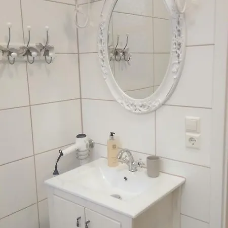 Apartment Romantic Style Mitte *